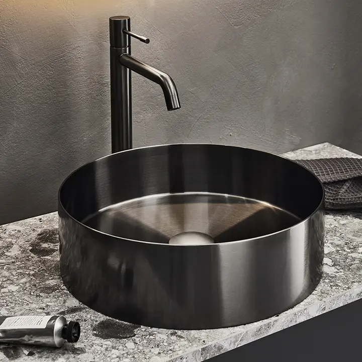 KAUNIS MALJA-ALLAS PÖYTÄTASOLLE