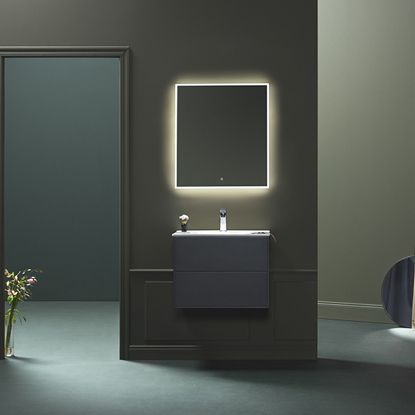 Kylpyhuonekalusteet Hafa Edge antrasiitti 600 ja Hafa Store -peili. 